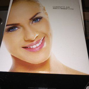 Luminess Air System with makeup